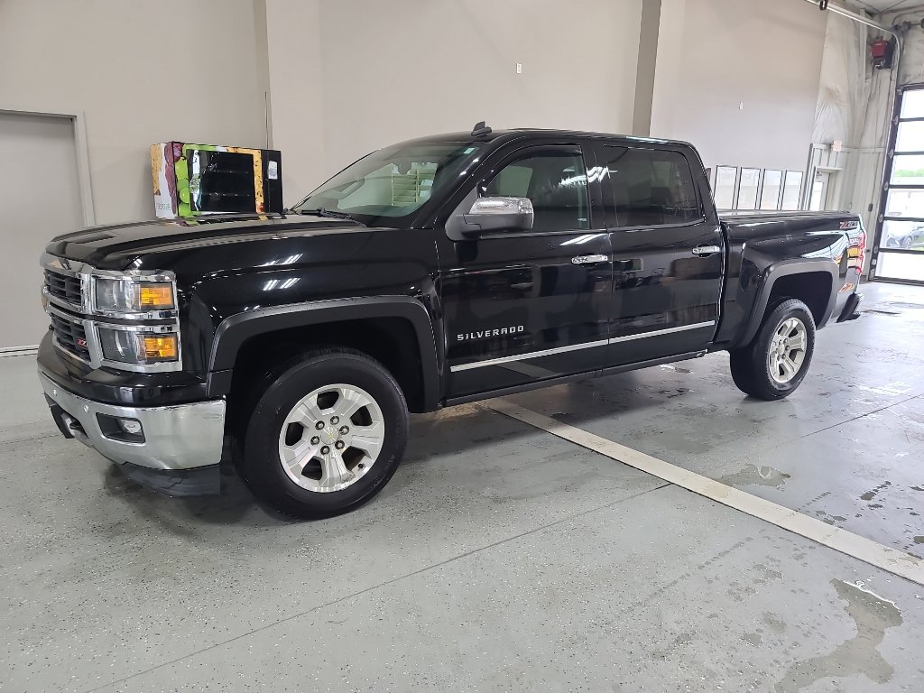 Used 2014 Chevrolet Silverado 1500 LTZ Z71 w/ LTZ Plus Package AWD/4WD image 2