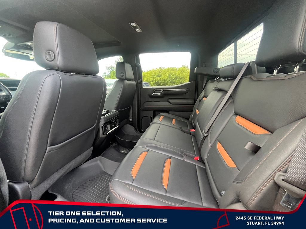 Used 2023 GMC Sierra 1500 AT4 w/ AT4 Premium Package AWD/4WD image 12