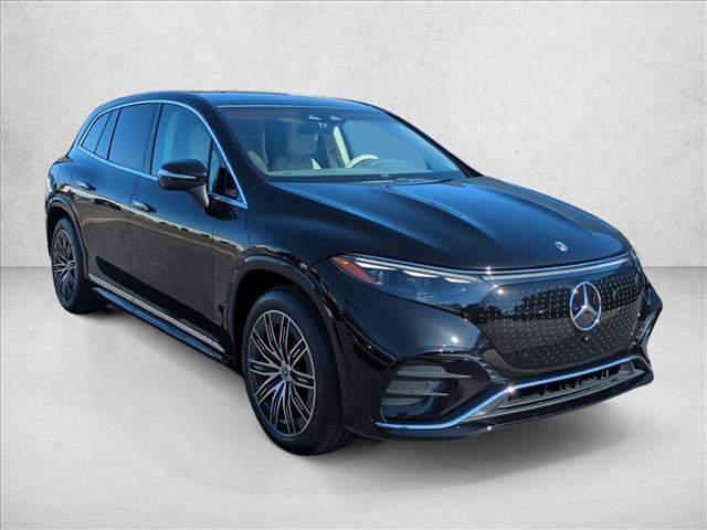 Certified 2023 Mercedes-Benz EQS 580 4MATIC SUV image 3