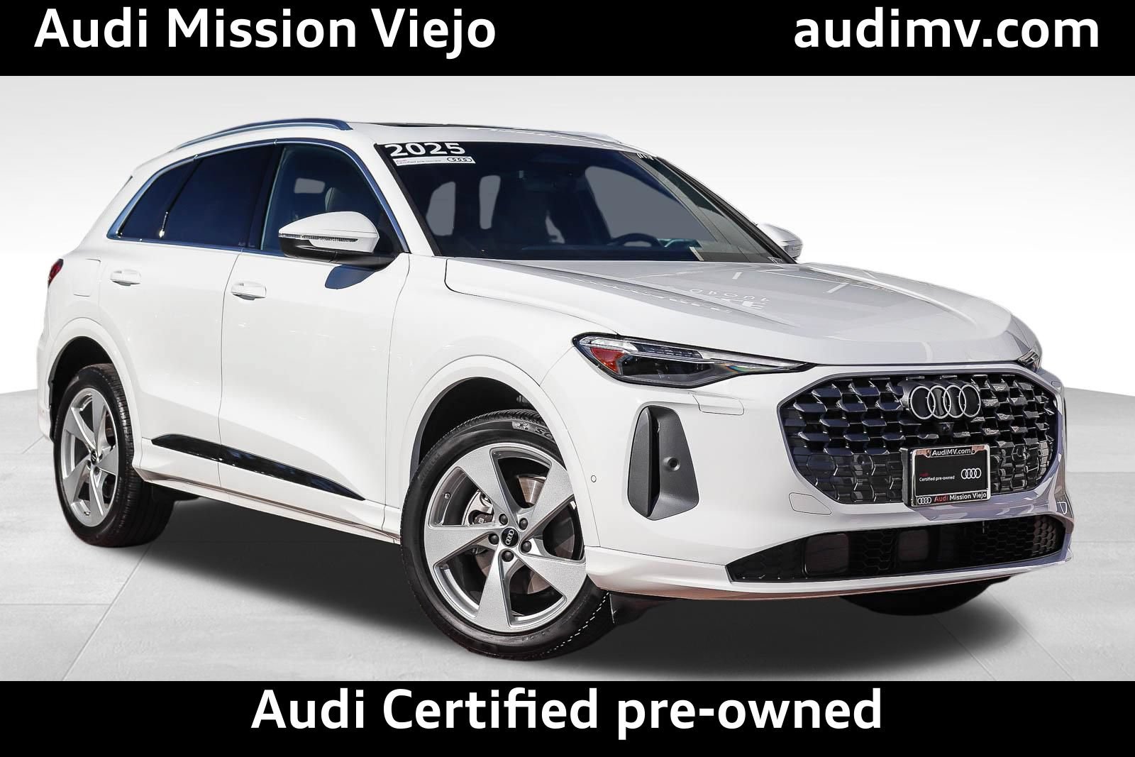 Certified 2025 Audi Q5 Premium Plus AWD/4WD image 1
