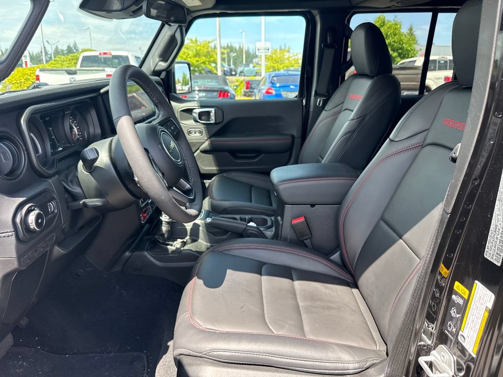 Used 2026 Jeep Wrangler Unlimited Rubicon AWD/4WD image 5