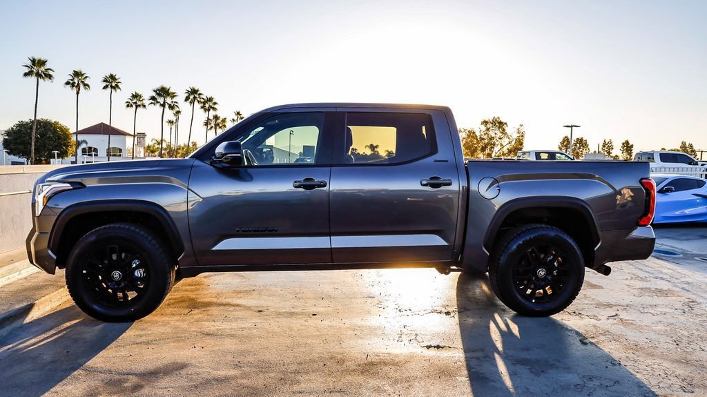 Used 2025 Toyota Tundra Limited image 14