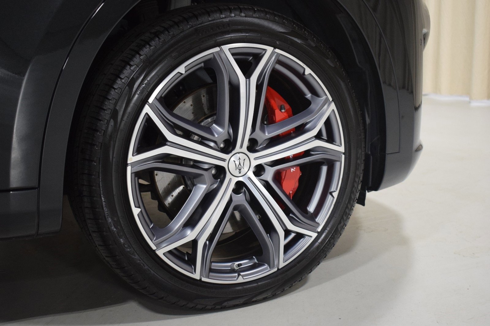 Certified 2022 Maserati Levante Modena image 16