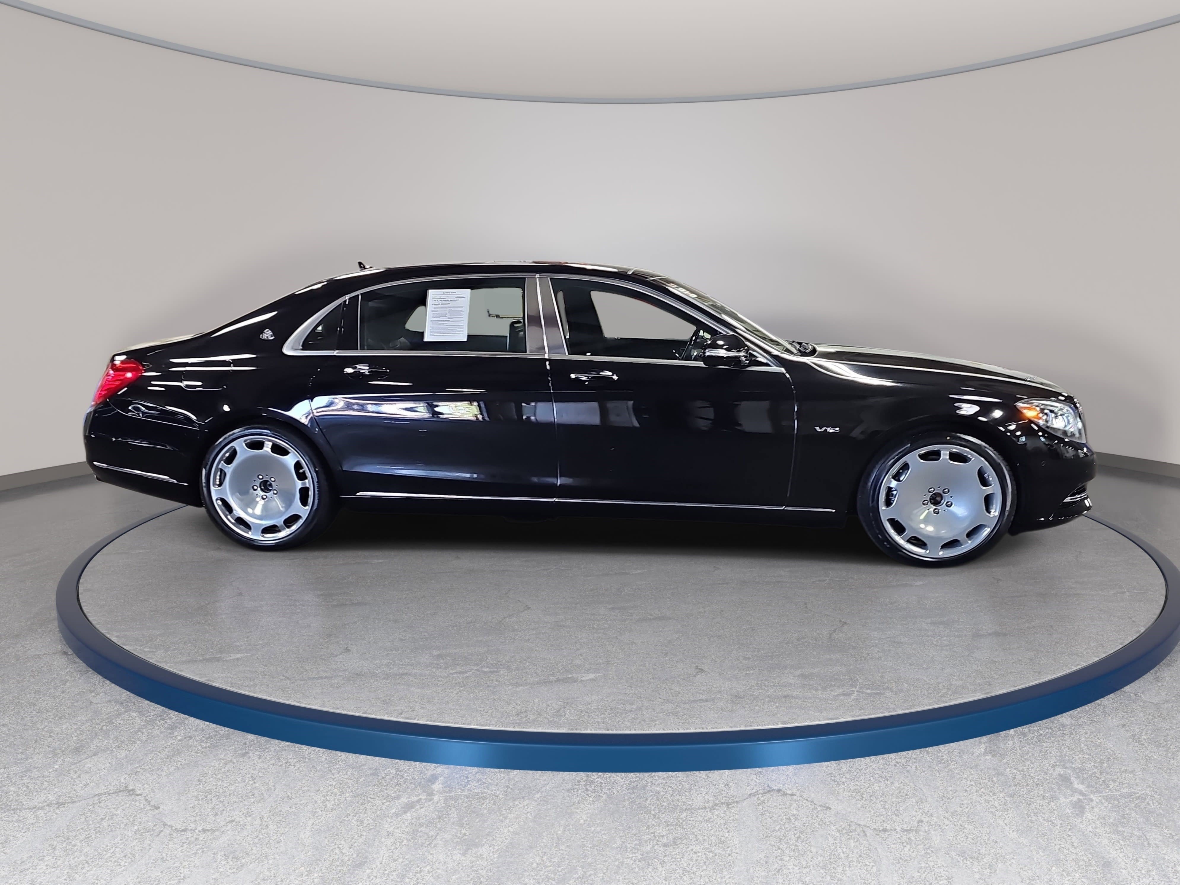 Used 2017 Mercedes-Benz Maybach S 600 image 4