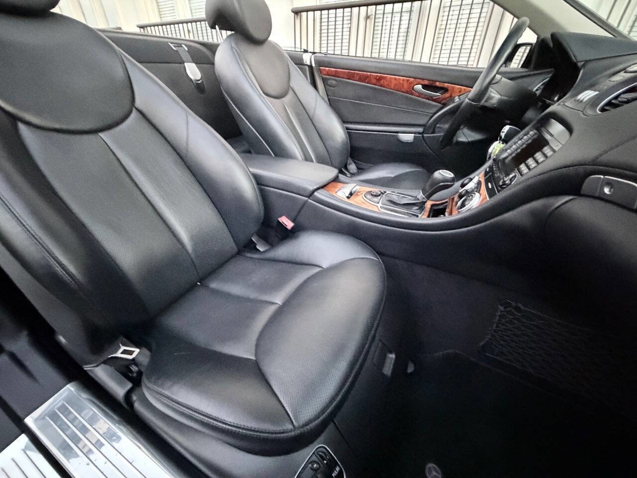Used 2007 Mercedes-Benz SL 550 w/ Premium Pkg I image 35
