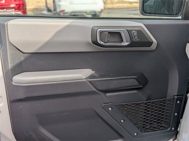 Used 2021 Ford Bronco 4-Door w/ Sasquatch Package image 12