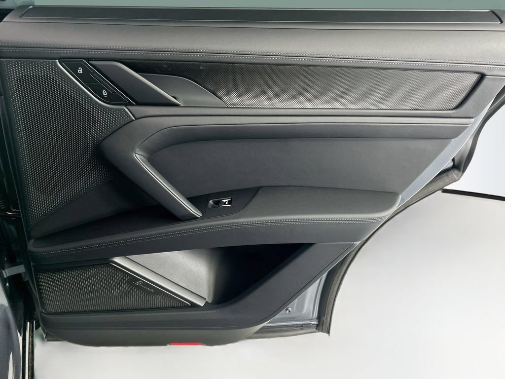 New 2026 Porsche Cayenne Turbo AWD/4WD image 27