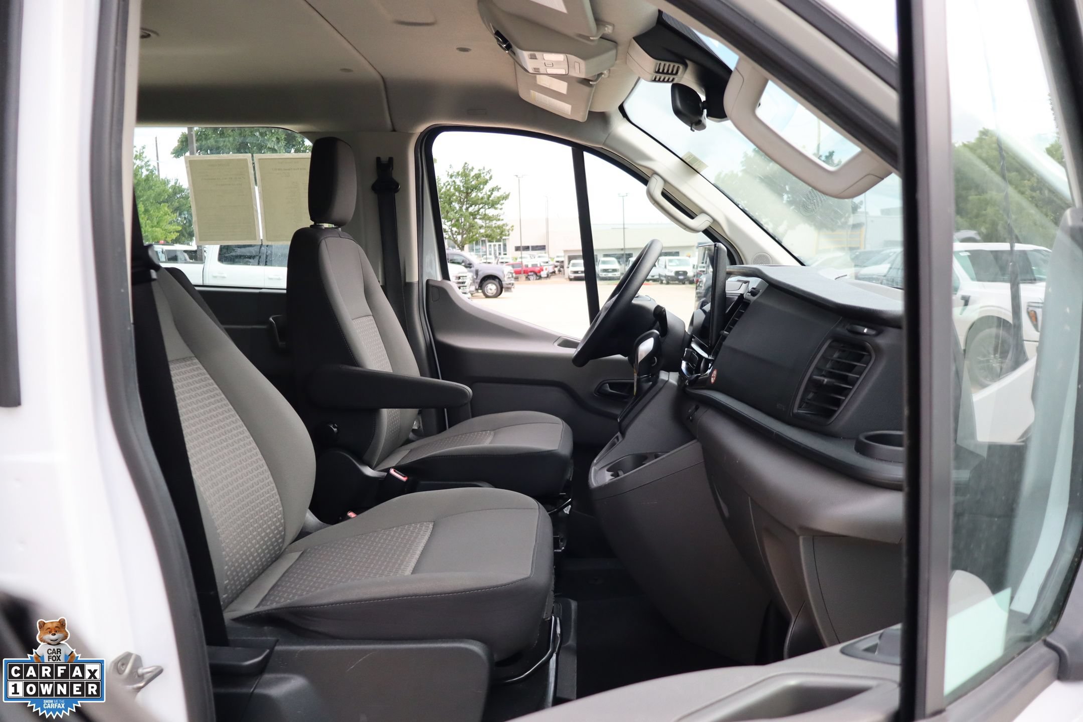 Used 2024 Ford Transit 350 XLT RWD image 28