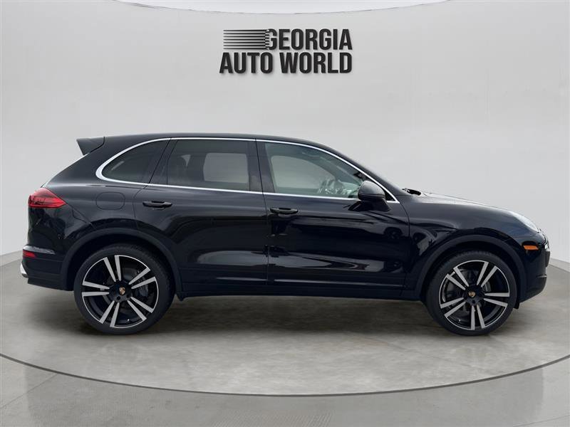 Used 2016 Porsche Cayenne image 13