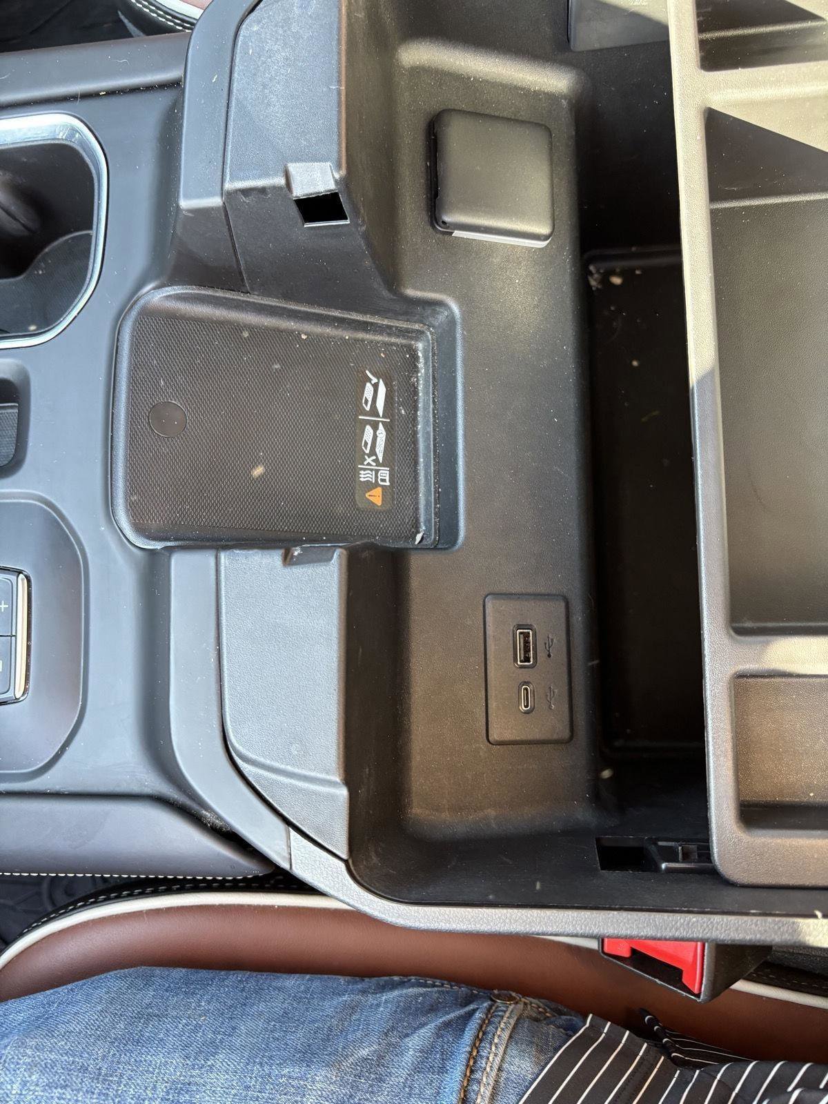 Used 2024 GMC Sierra 1500 Denali Ultimate image 15