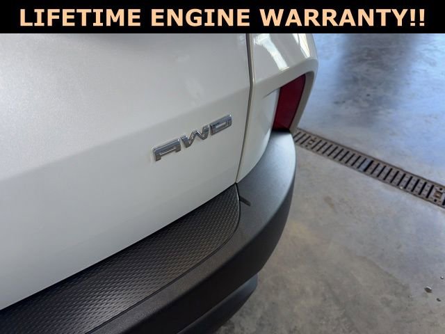 Used 2025 Ford Escape ST-Line w/ Cold Weather Package image 12