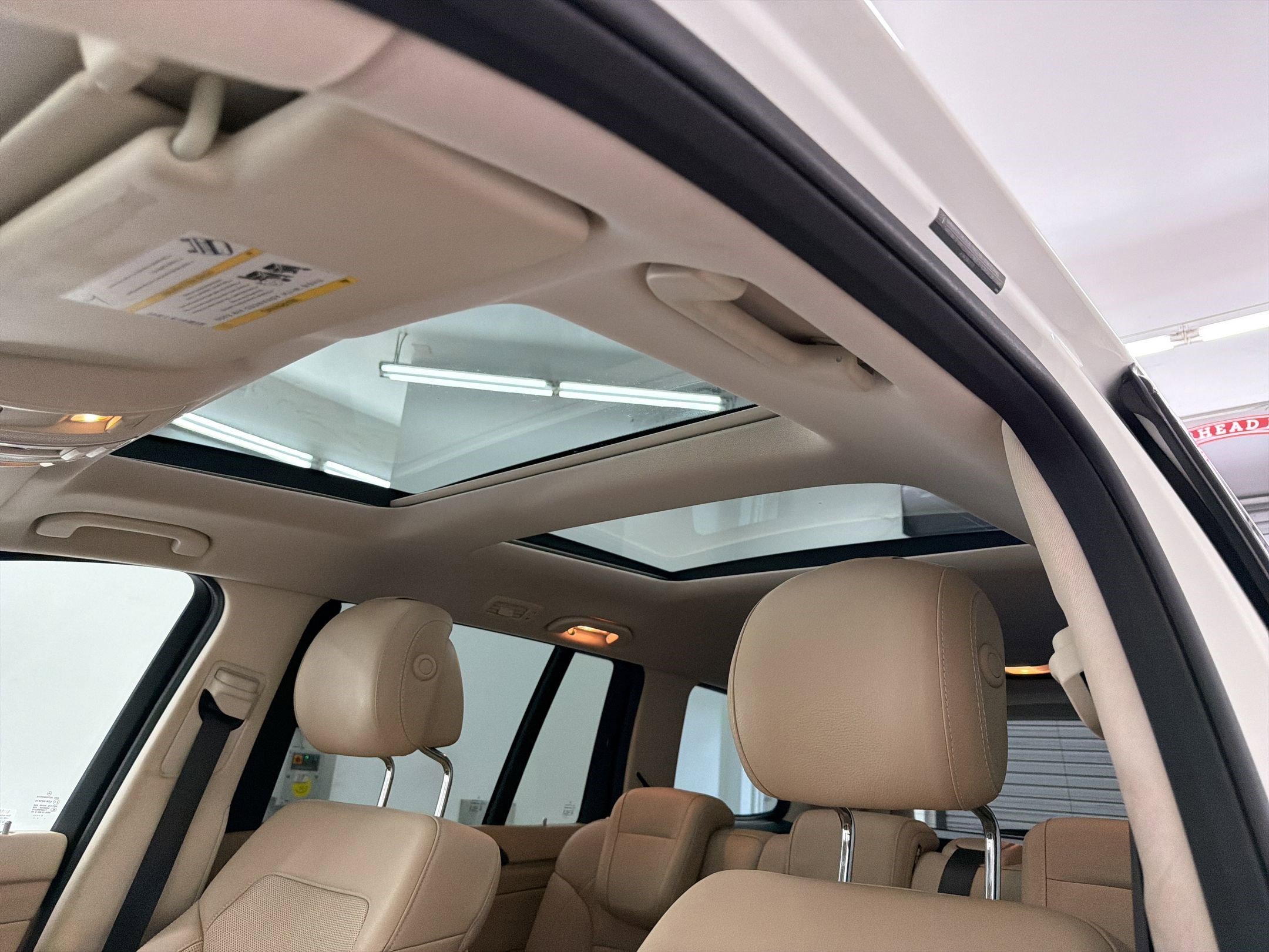 Used 2017 Mercedes-Benz GLS 550 4MATIC image 14