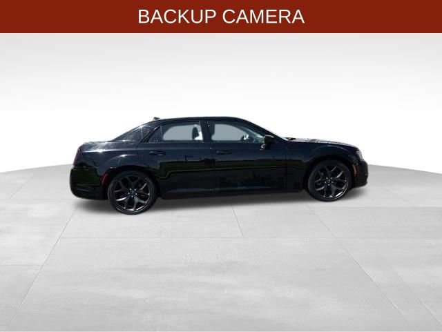 Used 2021 Chrysler 300 Touring w/ Sport Appearance Package RWD image 8