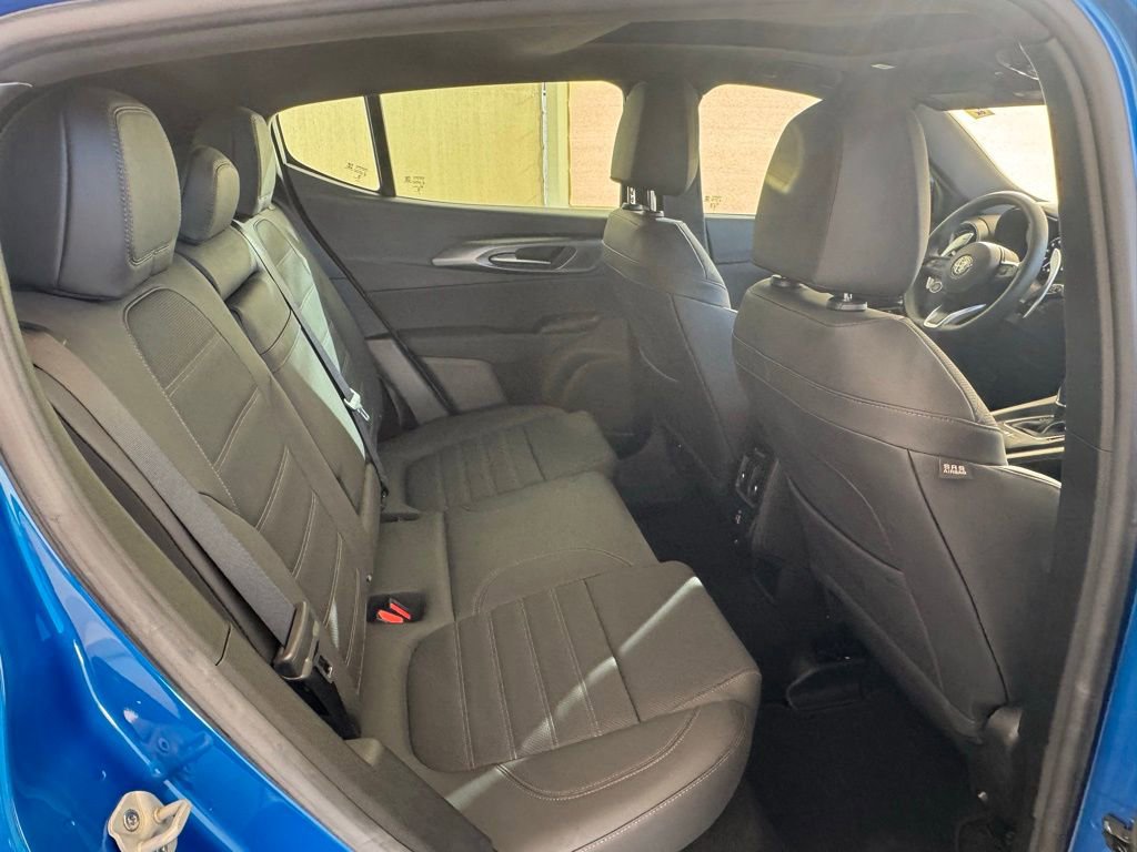 New 2024 Alfa Romeo Tonale Veloce image 14