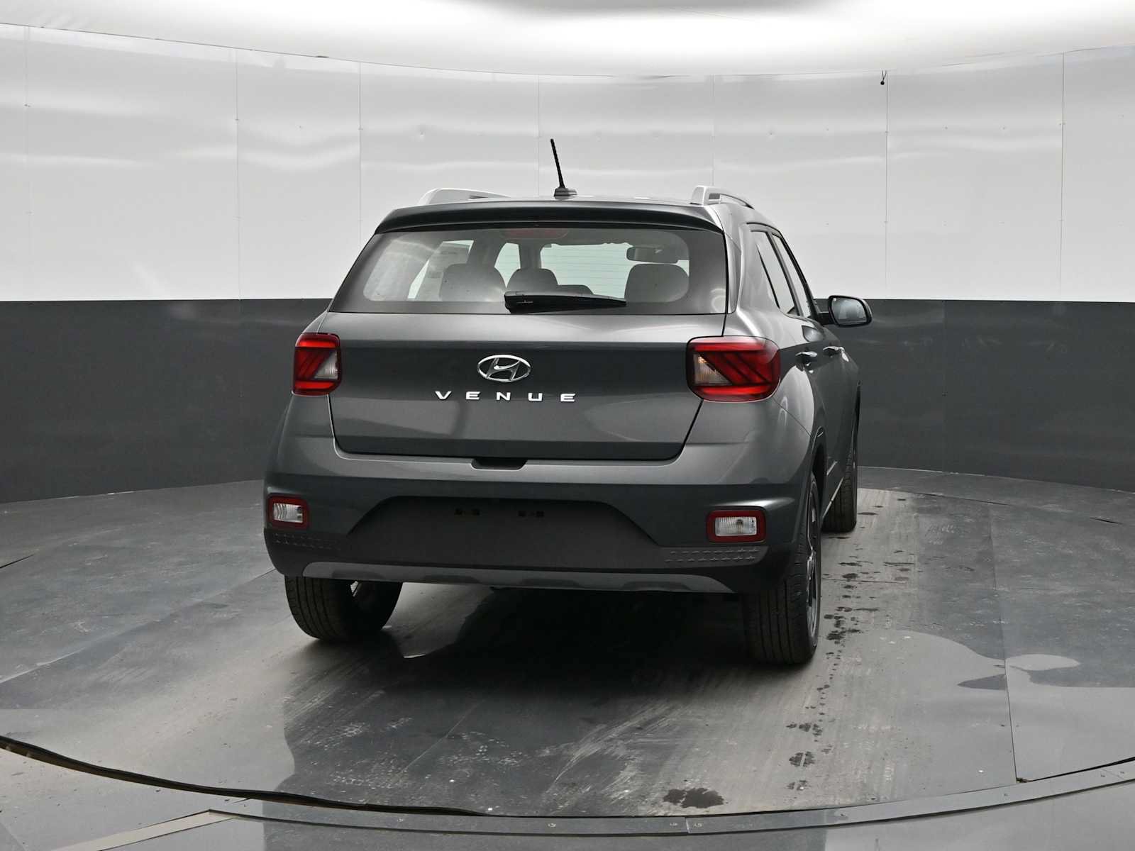 New 2026 Hyundai Venue SEL FWD image 6