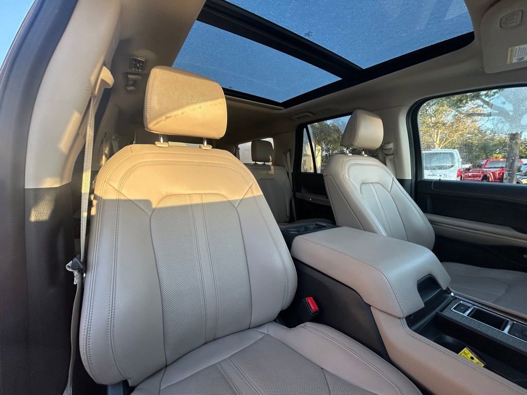 Used 2023 Ford Expedition Max Limited image 30