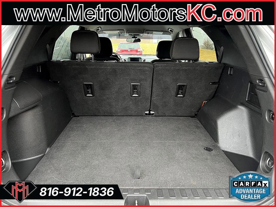 Used 2021 Chevrolet Equinox LT image 32