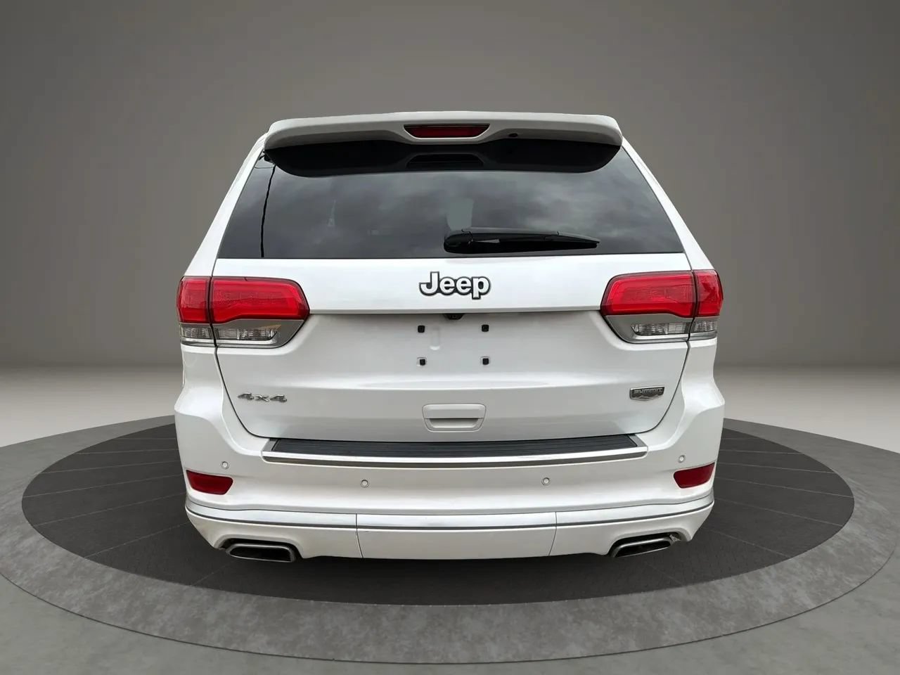 Used 2017 Jeep Grand Cherokee Summit AWD/4WD image 6