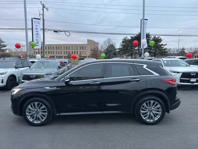 Certified 2023 INFINITI QX50 Luxe image 8