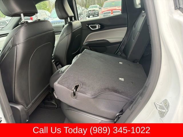 New 2026 Jeep Compass Limited image 28