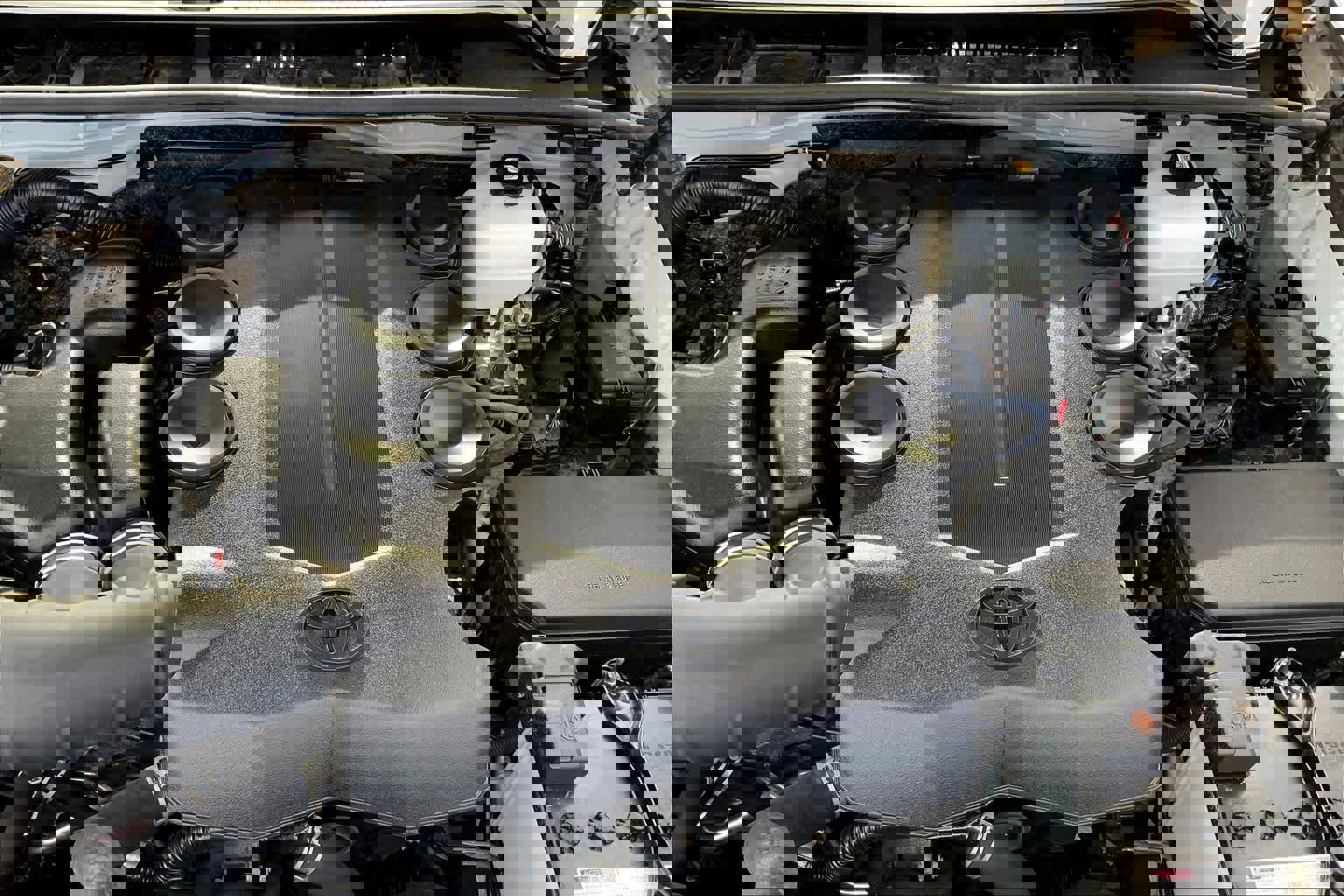 Used 2024 Toyota 4Runner TRD Off-Road Premium AWD/4WD image 30