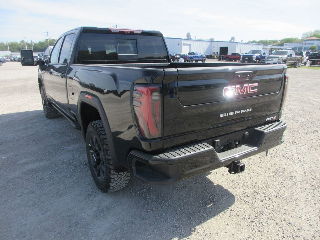 New 2026 GMC Sierra 2500 AT4 w/ AT4 Premium Plus Package AWD/4WD image 7