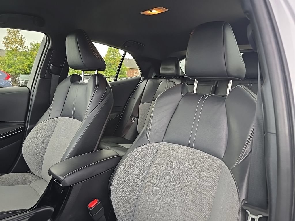 Used 2021 Toyota Corolla XSE FWD image 22