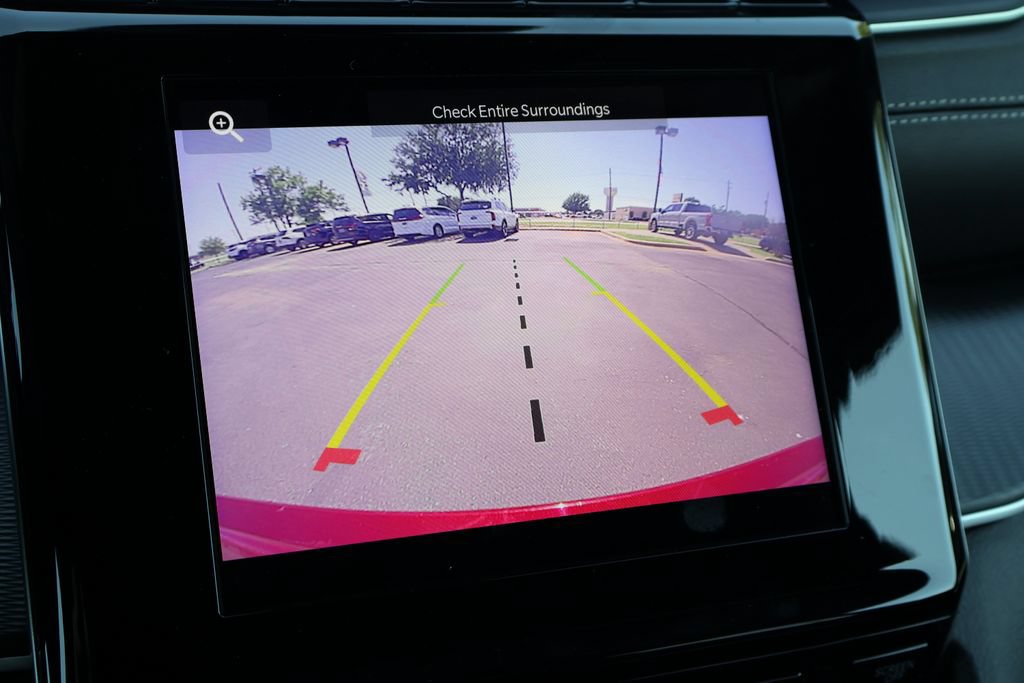 Used 2024 Jeep Grand Cherokee Altitude RWD image 5