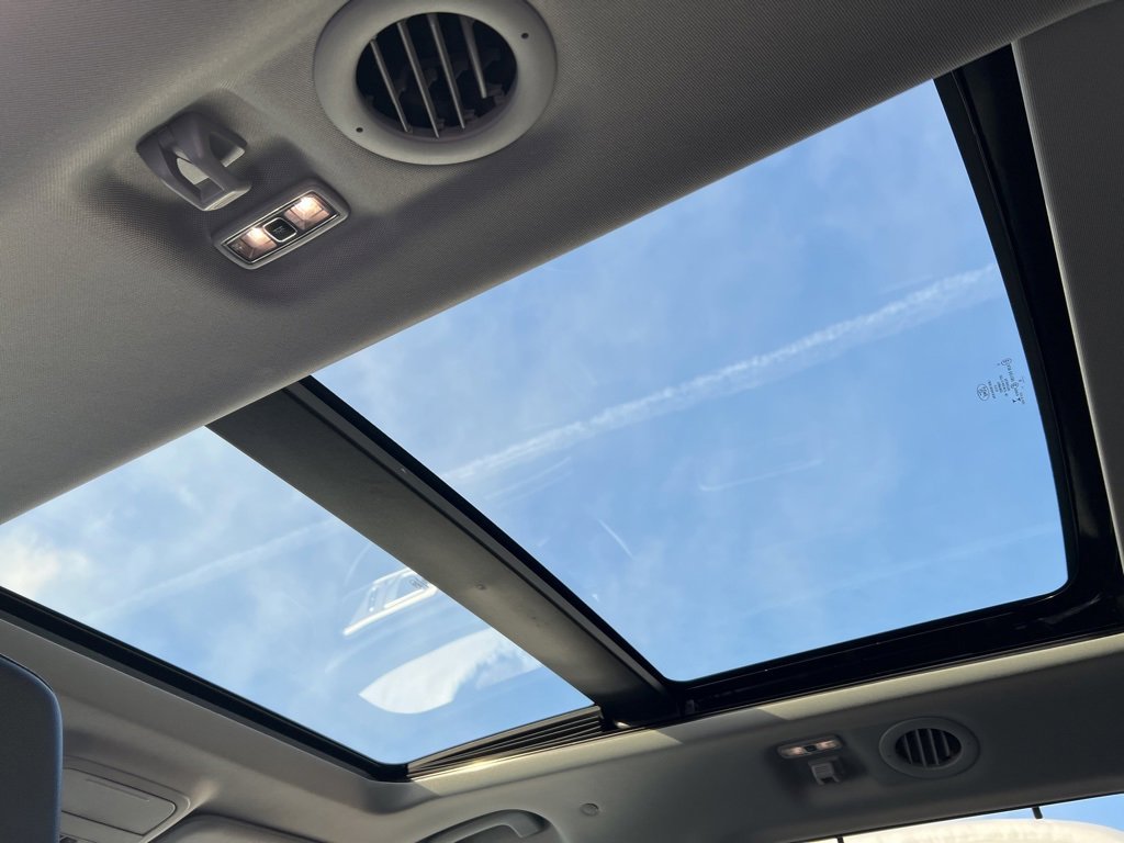 Certified 2023 Ford Explorer Limited w/ Hybrid Equipment Group 310A image 34