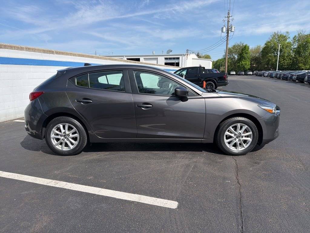 Used 2018 MAZDA MAZDA3 Sport FWD image 6