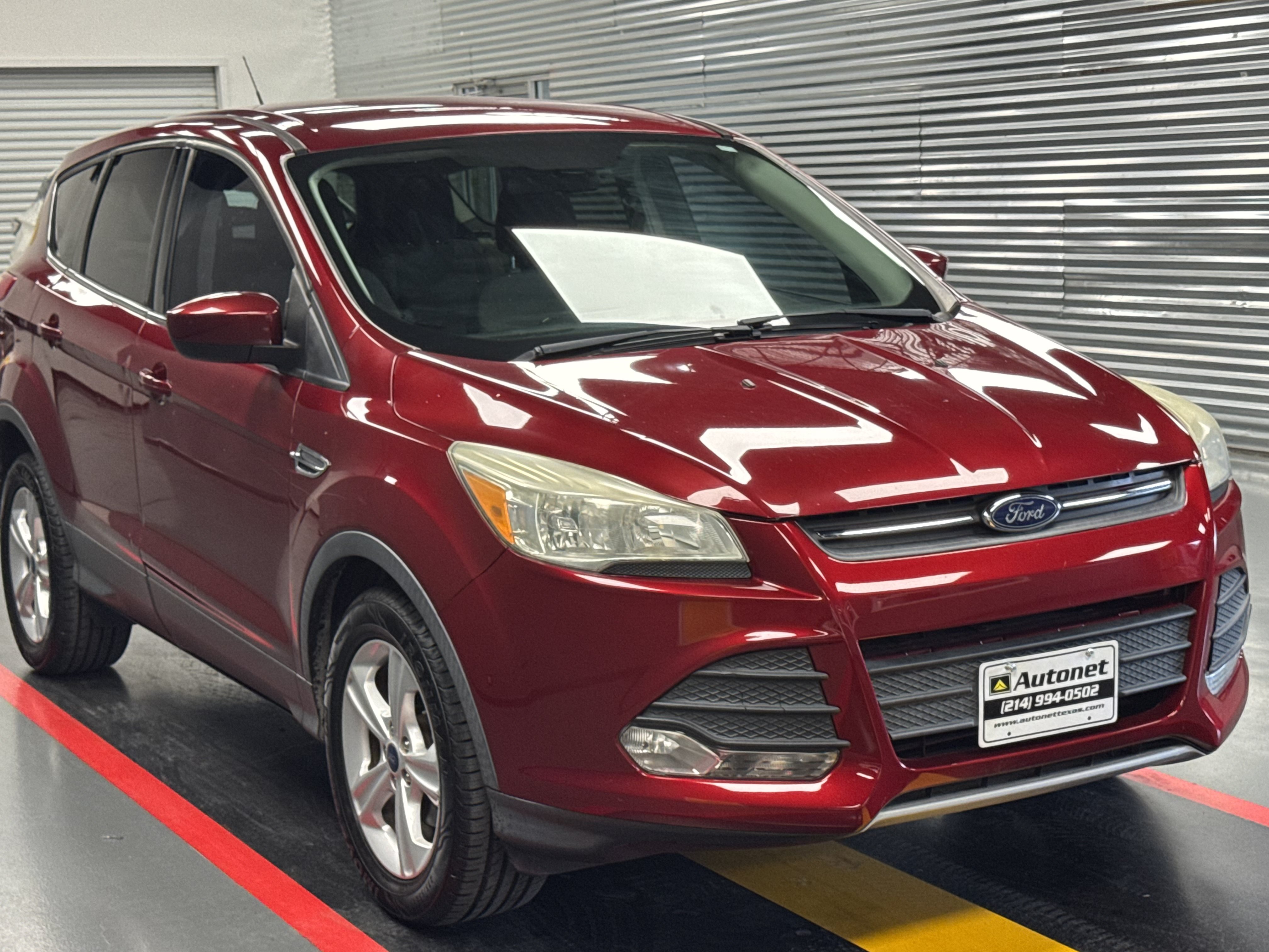 Used 2016 Ford Escape SE FWD image 4