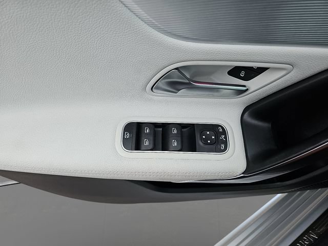 Used 2021 Mercedes-Benz A 220 image 29