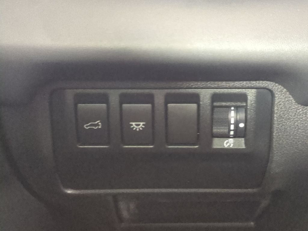 Used 2023 Subaru Ascent Limited w/ Technology Package AWD/4WD image 30