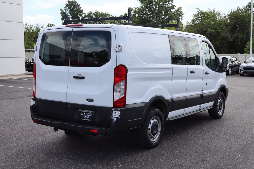 Used 2016 Ford Transit 250 130 Low Roof RWD image 3