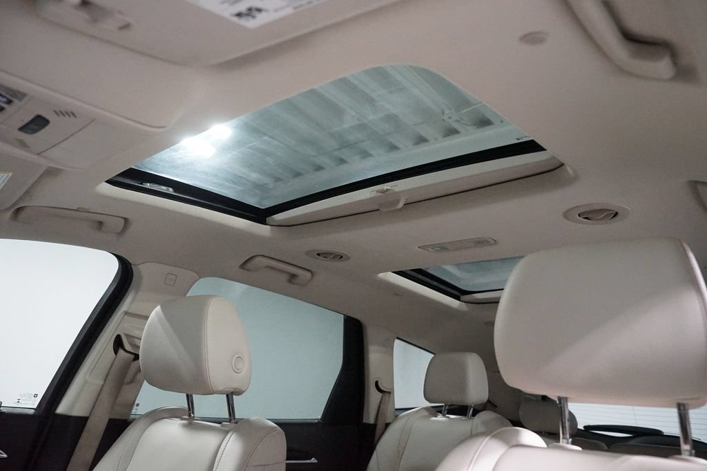 Used 2022 Buick Enclave Premium w/ Experience Buick Package FWD image 36