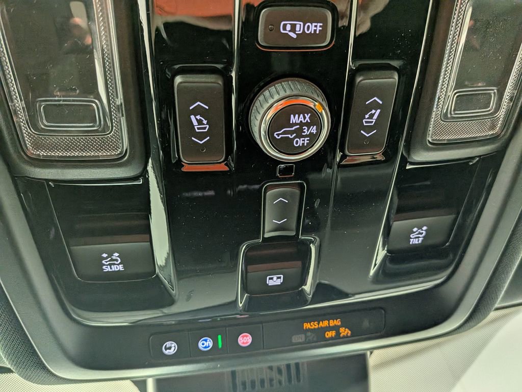 New 2026 GMC Yukon AT4 w/ AT4 Premium Plus Package image 32