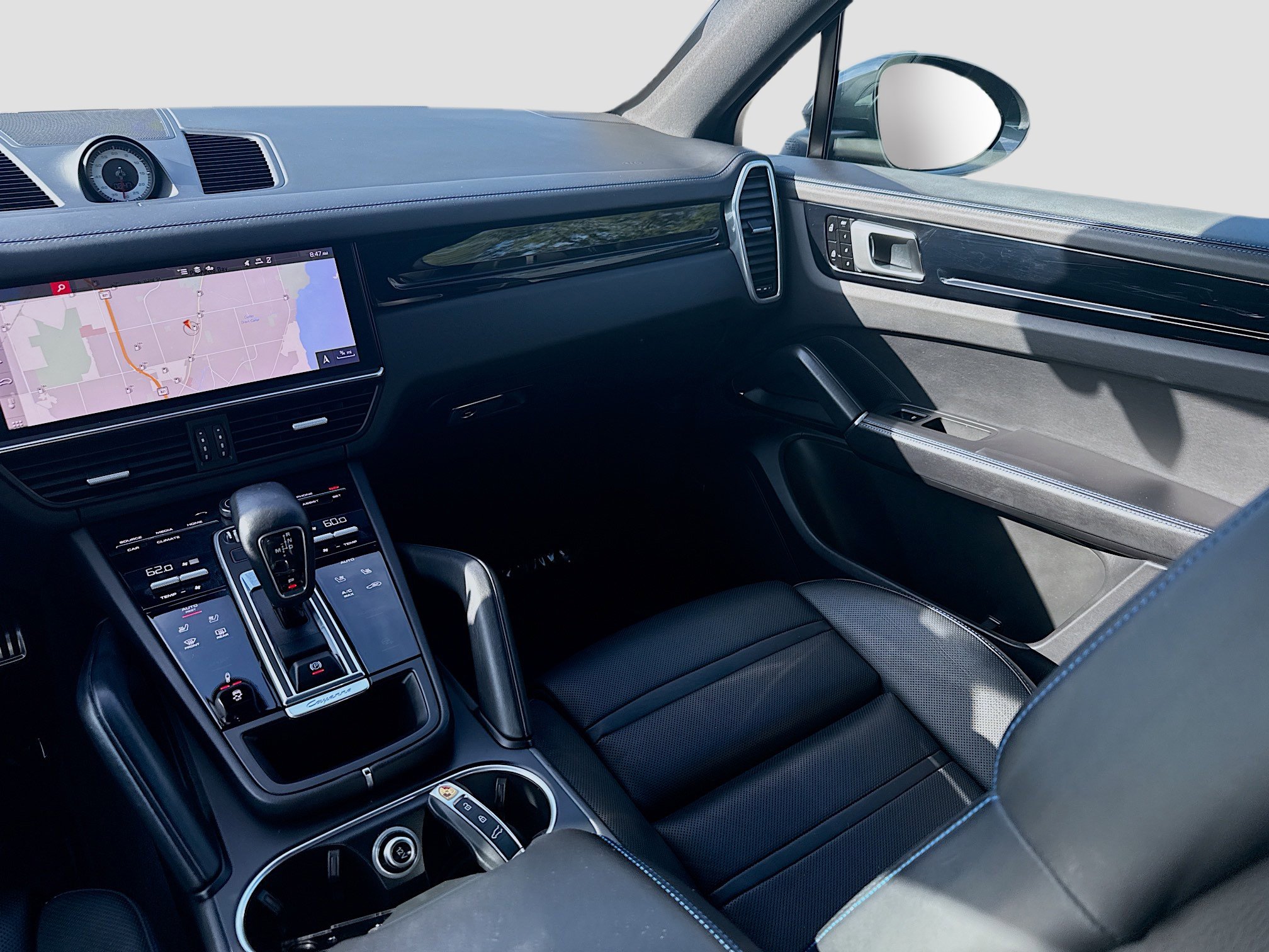 Used 2021 Porsche Cayenne S image 22