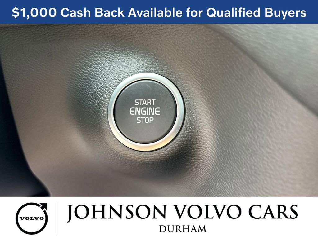 New 2026 Volvo XC40 B4 Core w/ Climate Package FWD image 25
