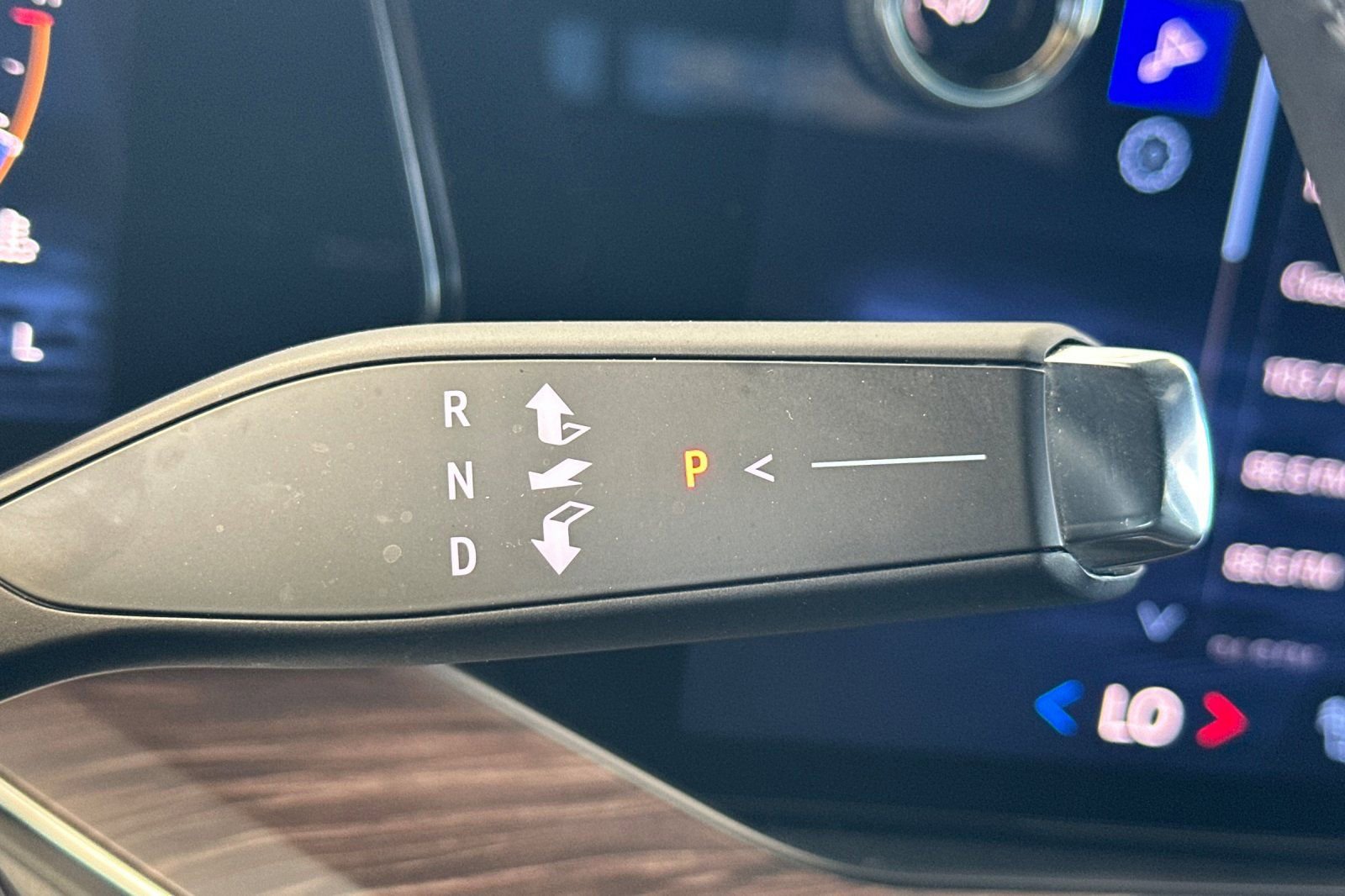 Used 2025 Chevrolet Tahoe LT AWD/4WD image 21