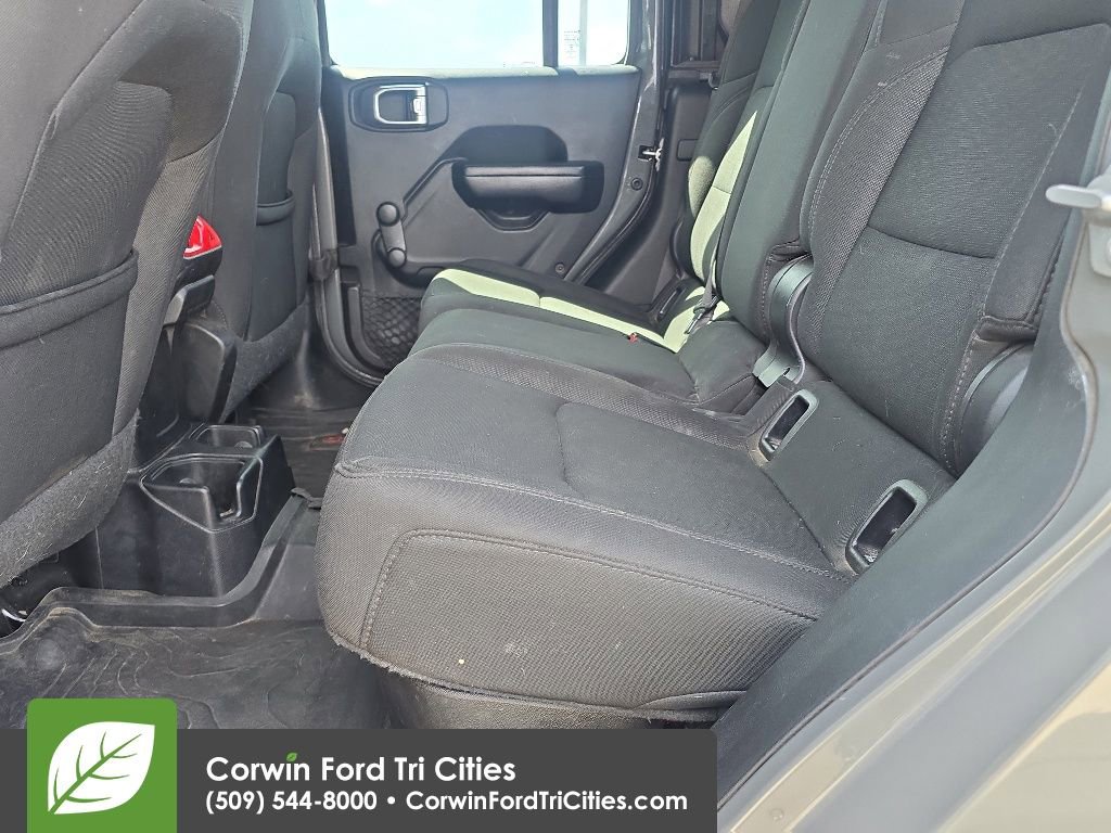 Used 2020 Jeep Gladiator Sport w/ Trailer Tow Package AWD/4WD image 2