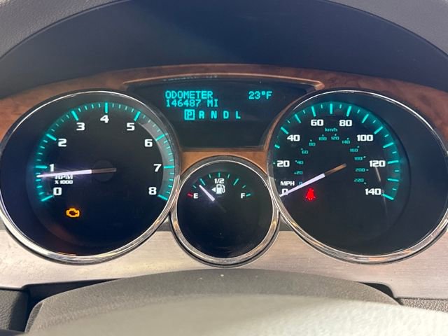 Used 2010 Buick Enclave CXL image 8