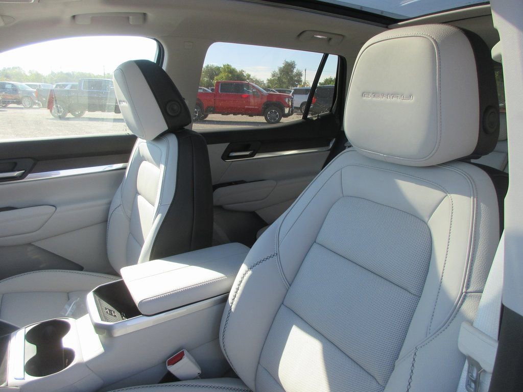 New 2026 GMC Terrain Denali image 12