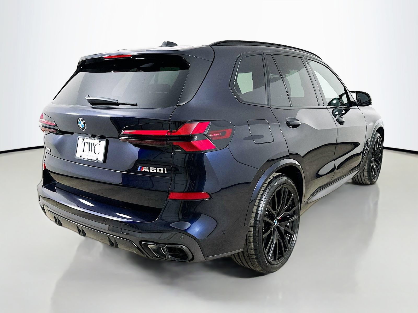New 2026 BMW X5 M60i AWD/4WD image 5