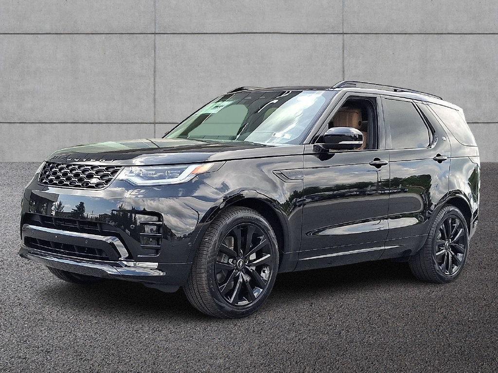 New 2026 Land Rover Discovery Dynamic SE
