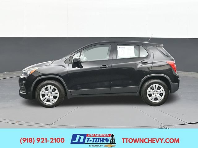 Used 2017 Chevrolet Trax LS FWD image 8