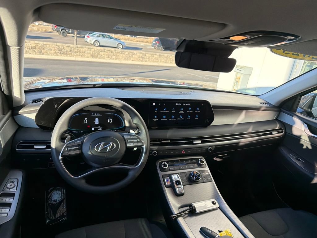 Used 2023 Hyundai Palisade SE image 13