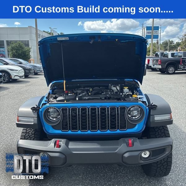 Used 2025 Jeep Gladiator Rubicon w/ Safety Group AWD/4WD image 18