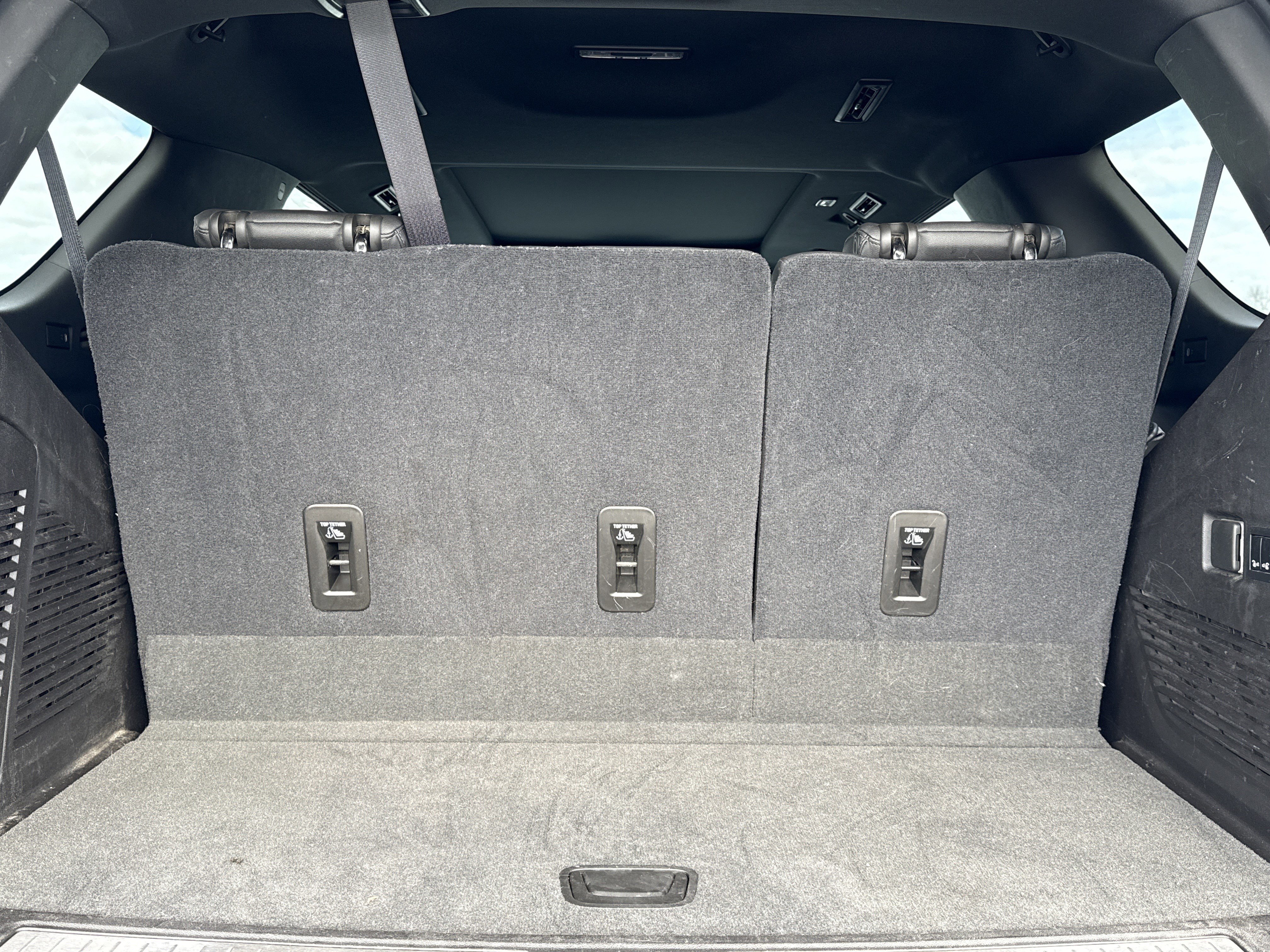 Used 2021 Chevrolet Tahoe Z71 w/ Luxury Package image 32