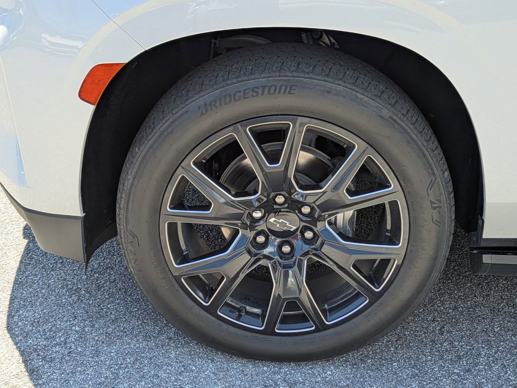 Used 2023 Chevrolet Tahoe High Country image 13