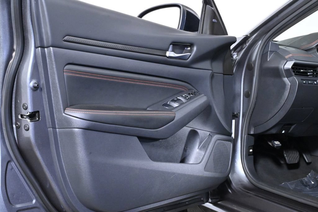 Certified 2022 Nissan Altima 2.5 SR FWD image 31